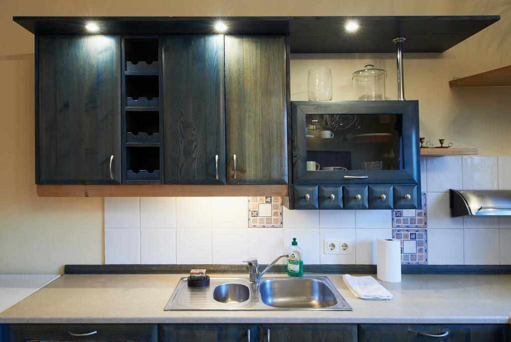 Regina House- Sv. Mikalojaus 13 Apartment Вилнюс Стая снимка