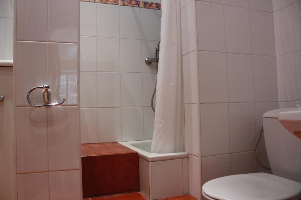 Regina House- Sv. Mikalojaus 13 Apartment Вилнюс Стая снимка